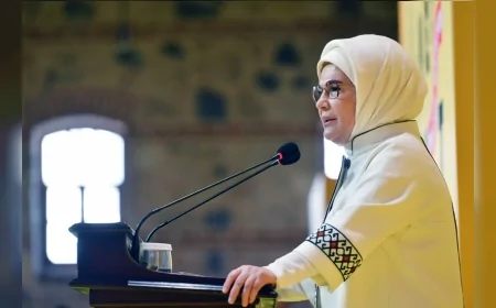 Cumhurbaşkanı Recep Tayyip Erdoğan’ın eşi Emine Erdoğan: “Çocuklar Türk edebiyatının kahramanlarıyla büyümeli”