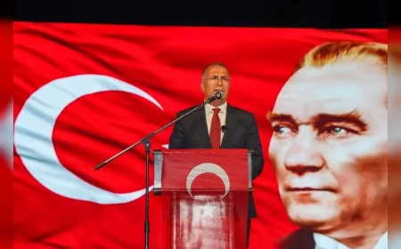 Gaziemir Belediye Başkanı Ünal Işık: “23 Nisan millet egemenliğinin en güçlü simgesidir”