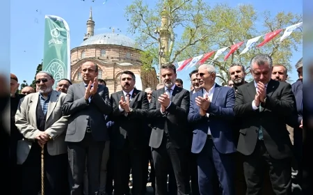 YILDIRIM BELEDİYE BAŞKANI OKTAY YILMAZ “EMİR BUHARİ KÜLTÜR MERKEZİ İLÇENİN ÖNEMLİ BULUŞMA NOKTASI OLACAK”