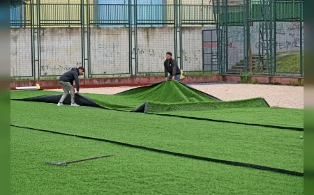 BURSA BÜYÜKŞEHİR BELEDİYESİ BAĞLARBAŞI SPOR TESİSLERİNİ YENİLEYEREK MODERN HALE GETİRİYOR