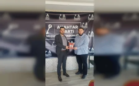 ANTIMATTER HOLDİNG YÖNETİM KURULU BAŞKANI ABDURRAHMAN AVCI’DAN ANAHTAR PARTİ SELÇUKLU İLÇE BAŞKANLIĞI’NA GENÇLİK VE BİLİM ODAKLI ZİYARET