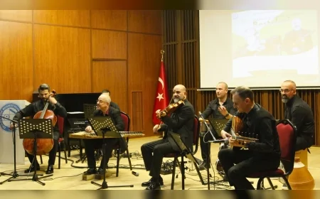 Ege Üniversitesi Konservatuvarında Göksel Baktagir ve Gürhan Karakiraz’dan unutulmaz dinleti