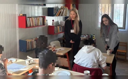 EGE ÜNİVERSİTESİ İLETİŞİM FAKÜLTESİ ÖĞRENCİLERİNDEN “RENKLİ KALPLER ATÖLYESİ” İLE ÇOCUKLARA DESTEK