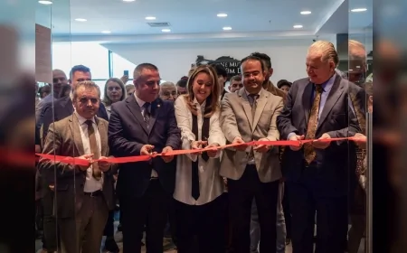 Etimesgut Belediyesi Türk Tarih Müzesi’nde “Kravata” sergisi sanatseverlerle buluştu