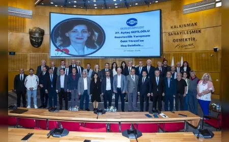 EBSO Aytaç Sefiloğlu Gazetecilik Yarışması’nda Ekonomi Basınının Başarılı İsimleri Ödüllendirildi!