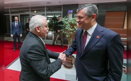 CHP Genel Başkanı Özgür Özel: “Anayasa Mahkemesi herkes için korunması gereken son güvencedir”