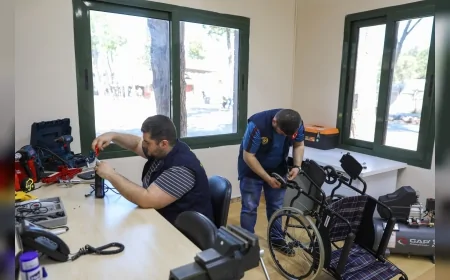 BUCA BELEDİYE BAŞKANI GÖRKEM DUMAN: “ENGELLİ VATANDAŞLARIMIZIN ÖNÜNDEKİ FİZİKSEL BARİYERLERİ BİR BİR YIKIYORUZ”