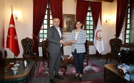 ESKİŞEHİR BÜYÜKŞEHİR BELEDİYE BAŞKANI AYŞE ÜNLÜCE AMASYA’DA TEMASLARDA BULUNDU ORTAK PROJELER GÜNDEME GELDİ