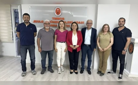 CHP Adana Milletvekili Dr. Müzeyyen Şevkin: “Meslek odalarıyla iş birliği kalkınmanın anahtarıdır”