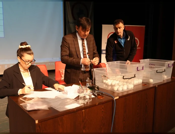 Düzce Belediye Başkanı Dr. Faruk Özlü: “Söz verdik yaptık” Tuhafiyeciler Pazaryeri ve Fuar Alanı tamamlandı