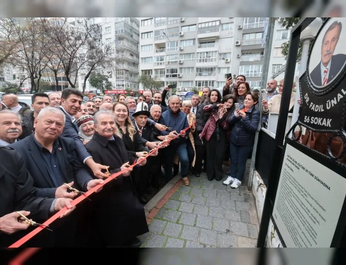 Konak'ta Vefa Örneği Dr Fadıl Ünal'ın Adı Güzelyalı 56 Sokakta Ölümsüzleşti