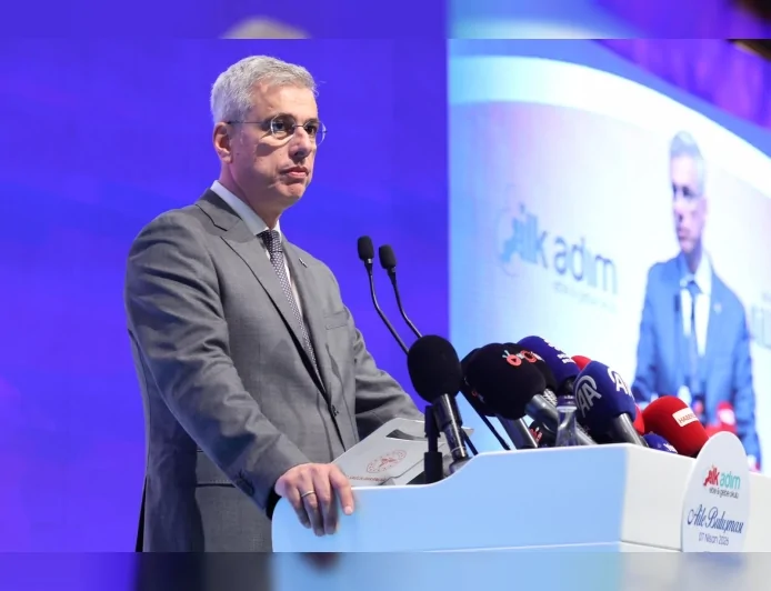 Sağlık Bakanı Prof. Dr. Kemal Memişoğlu: “Anne adaylarımız gebelik sürecini huzurla yaşasın istiyoruz”