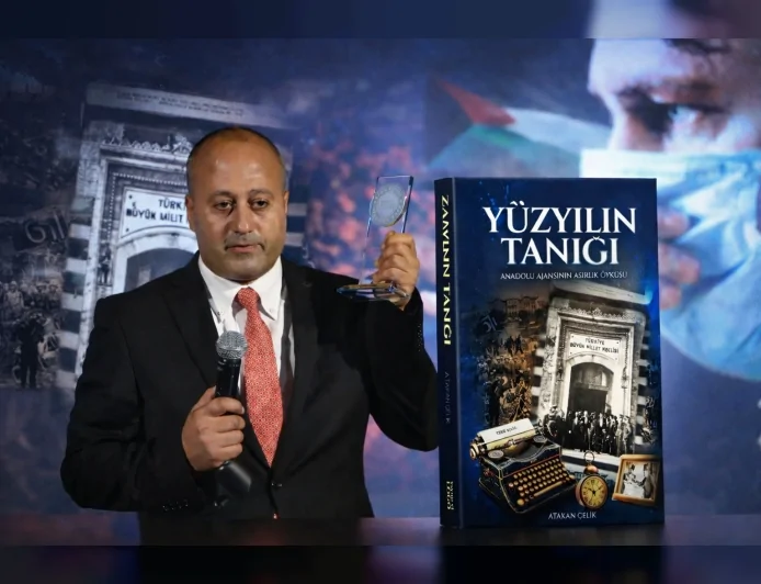 Gazeteci Atakan Çelik “Anadolu Ajansı’nın Asırlık Öyküsü” kitabıyla ajansın küresel dönüşümünü anlattı