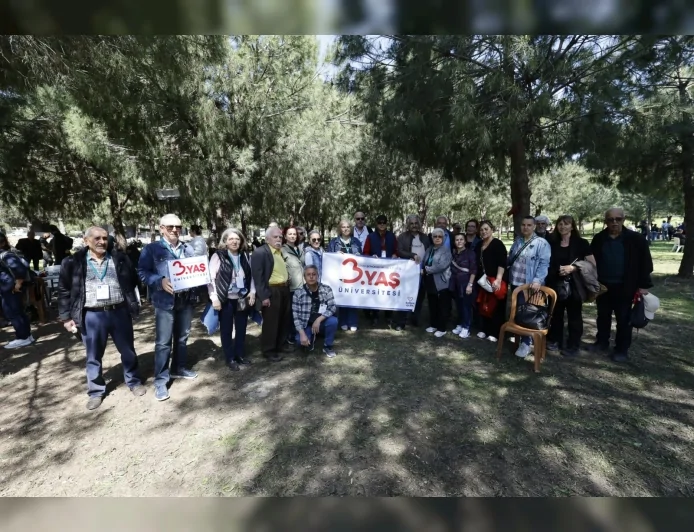 İzmir’de Meslek Fabrikası tepkisi 3 Yaş Üniversitesi öğrencileri gözyaşlarıyla çağrı yaptı