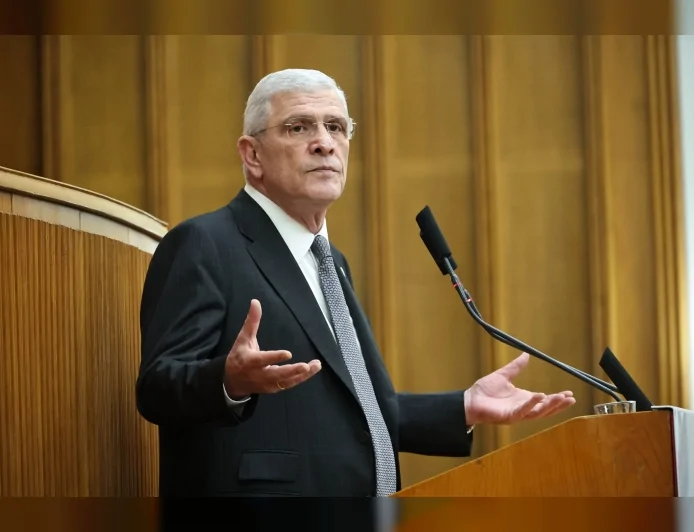 İYİ Parti Genel Başkanı Müsavat Dervişoğlu: “Türkiye’nin karşı karşıya olduğu tehditler görmezden gelinemez”