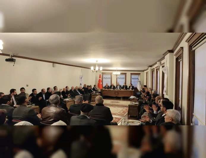 İKTA-DER Başkanı Ahmet Sandal: “Okumak, okumak, okumak tek çare” Kahramanmaraş’ta iki ayrı programda vurgulandı