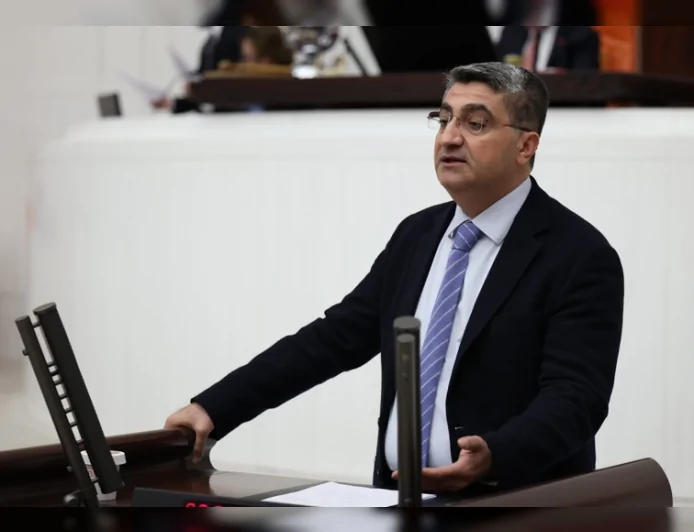 DEVA Partisi Genel Başkan Yardımcısı Mehmet Emin Ekmen: “Emeklilerimizin sesi duyulmalı, bu tablo kabul edilemez”