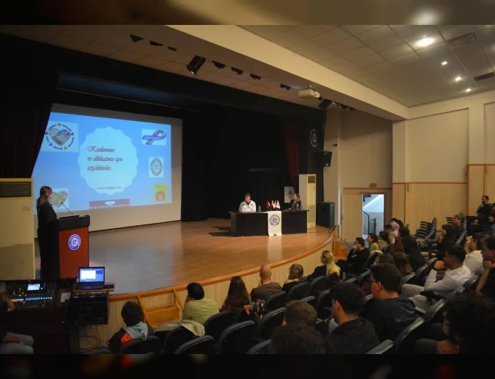 Ege Üniversitesi’nde Otizm Konferansı Düzenlendi Erken Tanı ve Bilimsel Gerçekler Ele Alındı!