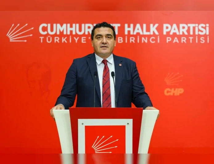 CHP Genel Başkan Yardımcısı Ulaş Karasu: “SİDEMİR işçisinin emeği gasp edilemez, fabrika yeniden üretime geçmeli”