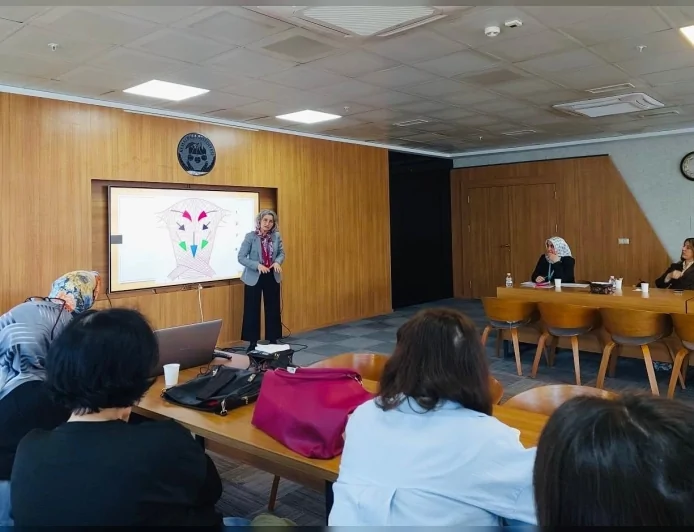 Ege Üniversitesi Akademisyenleri Kemalpaşa’da Anne ve Çocuk Sağlığı İçin Güncel Bilgileri Paylaştı