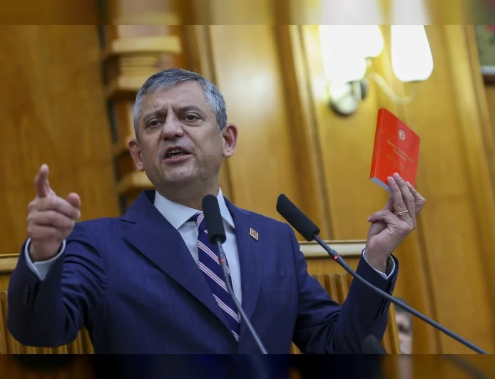 CHP Genel Başkanı Özgür Özel: “Muhalefette özgüven patlaması var, iktidarın dizleri titriyor hodri meydan”