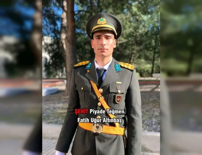 Şehit Piyade Teğmen Fatih Uğur Altınbaş’ın adı Bayburt’ta açılan kütüphanede yaşatılıyor