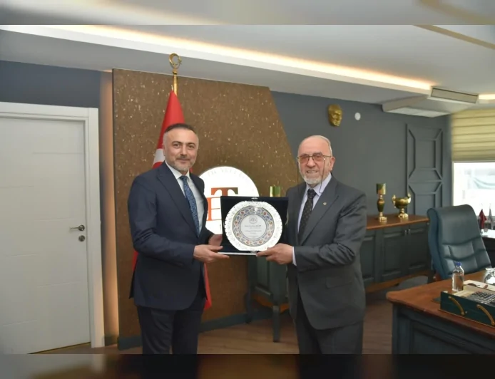 Tarım ve Orman Bakanlığı Gıda ve Kontrol Genel Müdürü Dr. Ersin Dilber Elazığ Ticaret Borsası’nı ziyaret etti