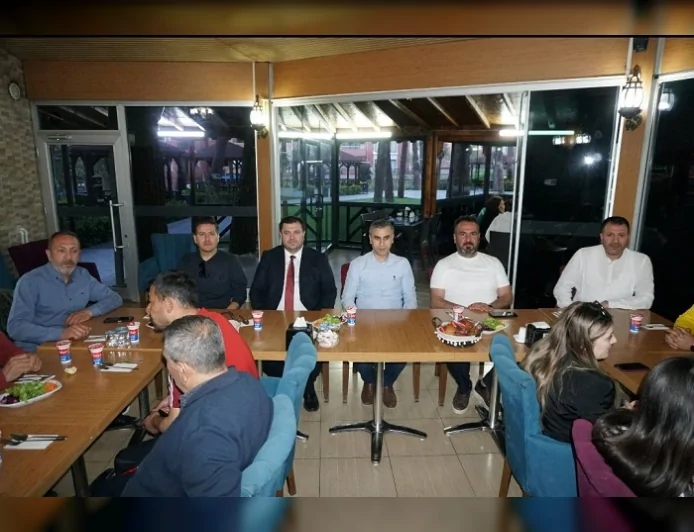 KAYMAKAM FURKAN DUMAN: “İLÇEMİZ VOLEYBOLDA ÖRNEK ORGANİZASYONLARA EV SAHİPLİĞİ YAPIYOR”