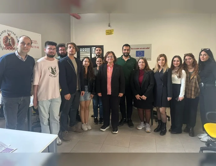 İGC Basın Akademisi’nde Çiğdem Toker: “Araştırmacı gazetecilik kamu kaynaklarını izlemeli”