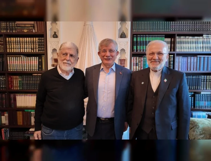 Gelecek Partisi Genel Başkanı Ahmet Davutoğlu İran ve Brezilya eski dışişleri bakanlarıyla nükleer programı görüştü