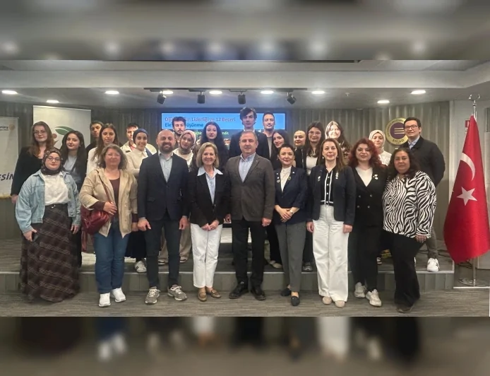 İzmir’de “Tarım RYLA” Programı Tamamlandı Gençler Sürdürülebilir Tarım İçin Vizyon Geliştirdi