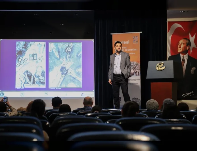 Eskişehir Büyükşehir Belediyesi Frigya’nın Gizemli Toprakları Söyleşileriyle Tarihi Gün Yüzüne Taşıyor