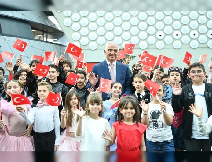 Kültür ve Turizm Bakanı Mehmet Nuri Ersoy: “23 Nisan’ı sinemanın coşkusuyla karşılıyoruz”