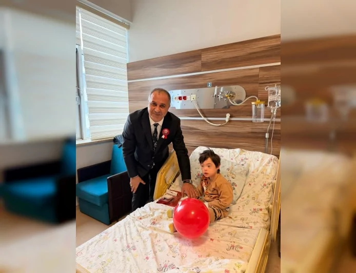 MHP Çorum İl Başkanı Mehmet İhsan Çıplak: “23 Nisan’da Hastanedeki Çocuklarımızı Yalnız Bırakmadık”