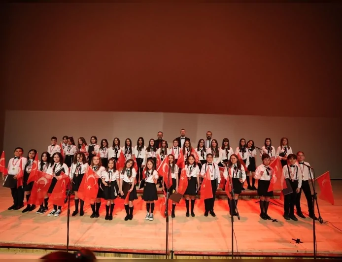 DENİZLİ BÜYÜKŞEHİR BELEDİYE BAŞKANI BÜLENT NURİ ÇAVUŞOĞLU: “SİZLER BU BÜYÜK HİKAYENİN BİRER SONUCUSUNUZ”