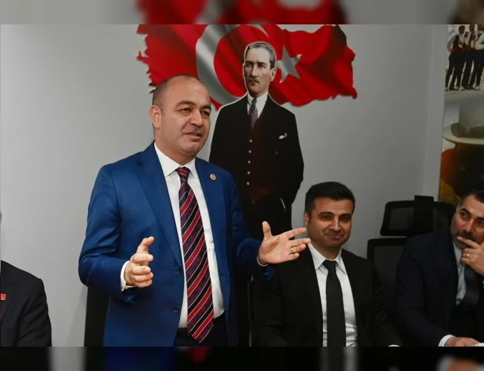 CHP Genel Başkan Yardımcısı Özgür Karabat: “Varlık barışı adı altında kirli paraya kapılar açılıyor”