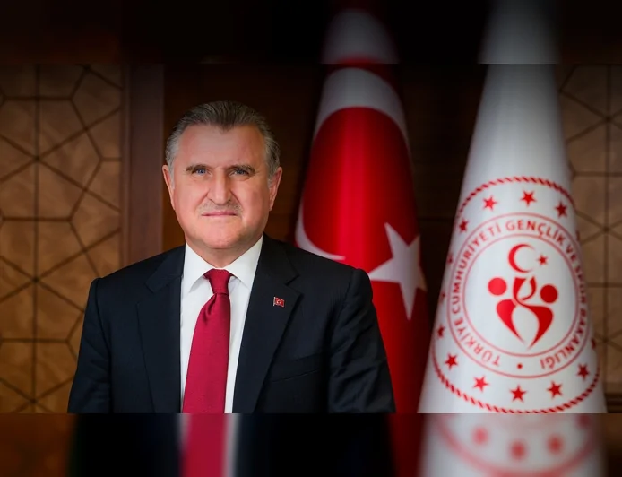 Gençlik ve Spor Bakanı Dr. Osman Aşkın Bak: '' Fenerbahçe İstanbul Jet'i Kutluyorum''