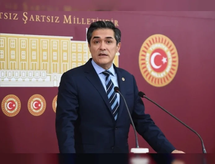 İYİ Parti Sözcüsü Buğra Kavuncu: “TOKİ kura sistemine ilişkin iddialar TBMM gündemine taşındı”