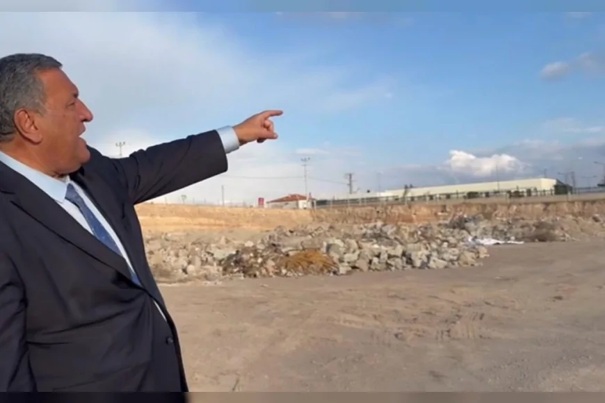 CHP Niğde Milletvekili Ömer Fethi Gürer: “Bor’da hastane için açılan çukur atıkla kapatılıyor, milyonlar çöpe gitti”