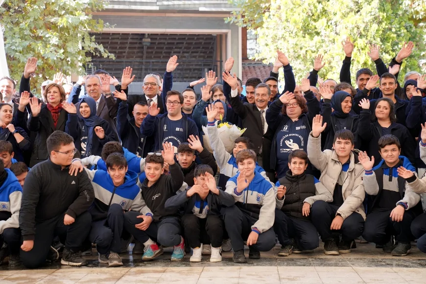 Tepebaşı Belediye Başkanı Ahmet Ataç: “Birlikte yaşam kültürü büyümeli”