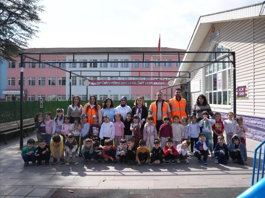 Düzce Belediyesi çocuklara park bilinci ve peyzaj eğitimi veriyor