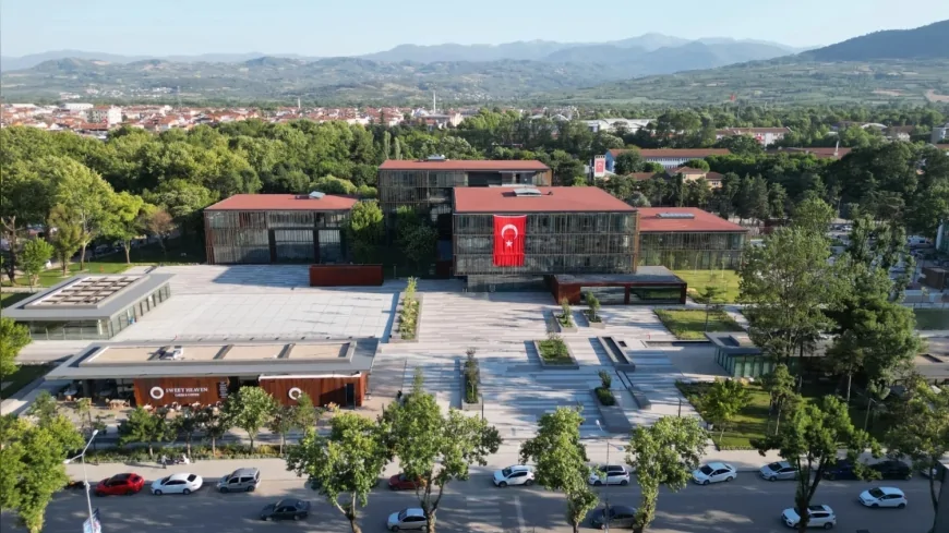 İNEGÖL BELEDİYE BAŞKANI ALPER TABAN: “E-DEVLET ÜZERİNDE 4 YENİ HİZMETLE TOPLAM 45 HİZMET SUNUYORUZ”