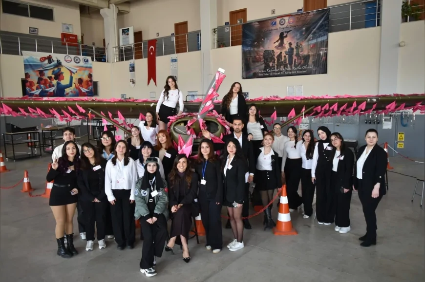 EGE ÜNİVERSİTESİ ÖĞR. GÖR. ÖZDE YILMAZ ŞENOL: “İZMİR DÜNYANIN KADINLARA EN DUYARLI HAVACILIK ŞEHRİ SEÇİLDİ