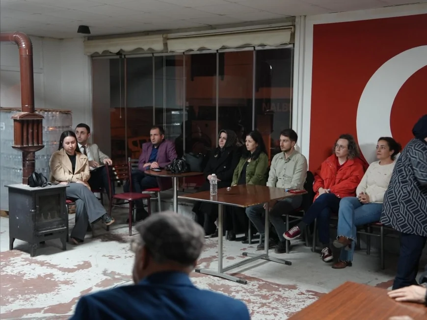 Düzce Belediyesi Aile Akademisi Aydınpınar’da düzenlenen panelle aile içi iletişim farkındalığını artırdı