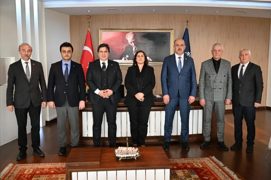 Aydın Büyükşehir Belediye Başkanı Özlem Çerçioğlu AYBAN Projesi için TCDD heyetini ağırladı