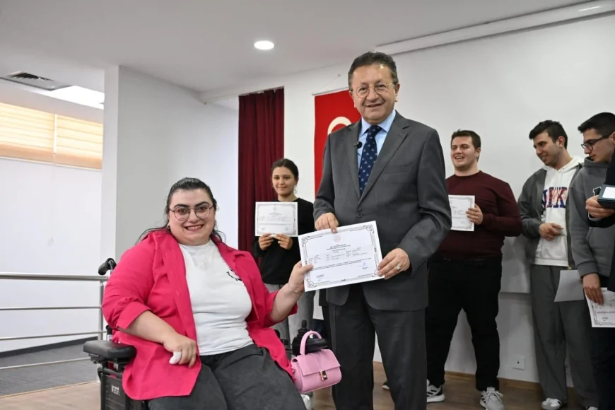 ALTINDAĞ BELEDİYE BAŞKANI DR. VEYSEL TİRYAKİ 2 NİSAN’DA ÖĞRENCİLERLE BULUŞTU