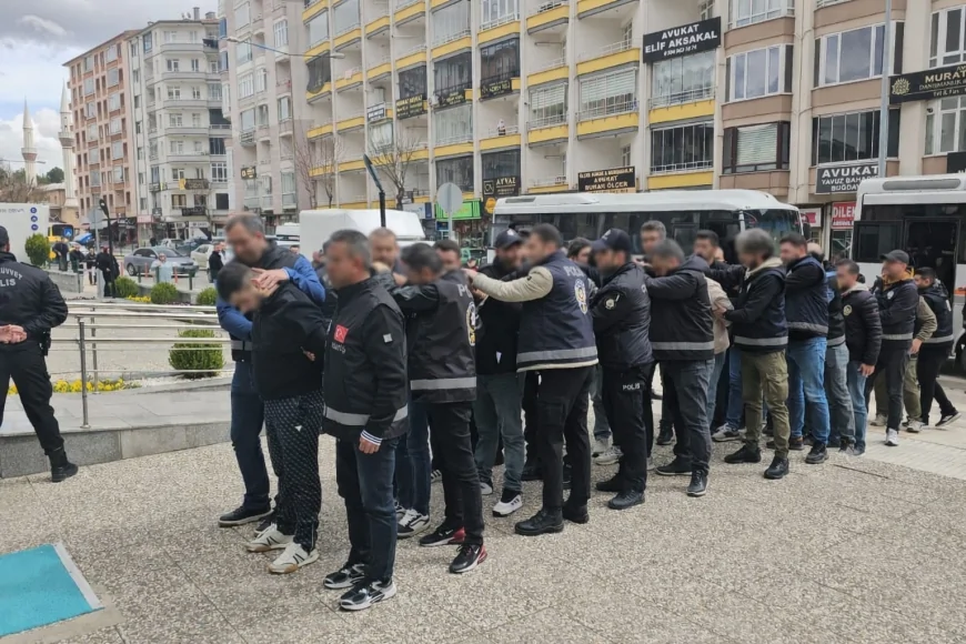 Çorum merkezli 5 ilde dolandırıcılık operasyonunda 23 şüpheliden 21’i tutuklandı