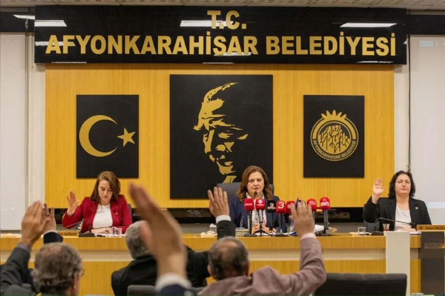 AFYONKARAHİSAR BELEDİYE BAŞKANI BURCU KÖKSAL: “HALK LOKANTASIYLA KİMSENİN YALNIZ KALMASINA İZİN VERMEYECEĞİZ”