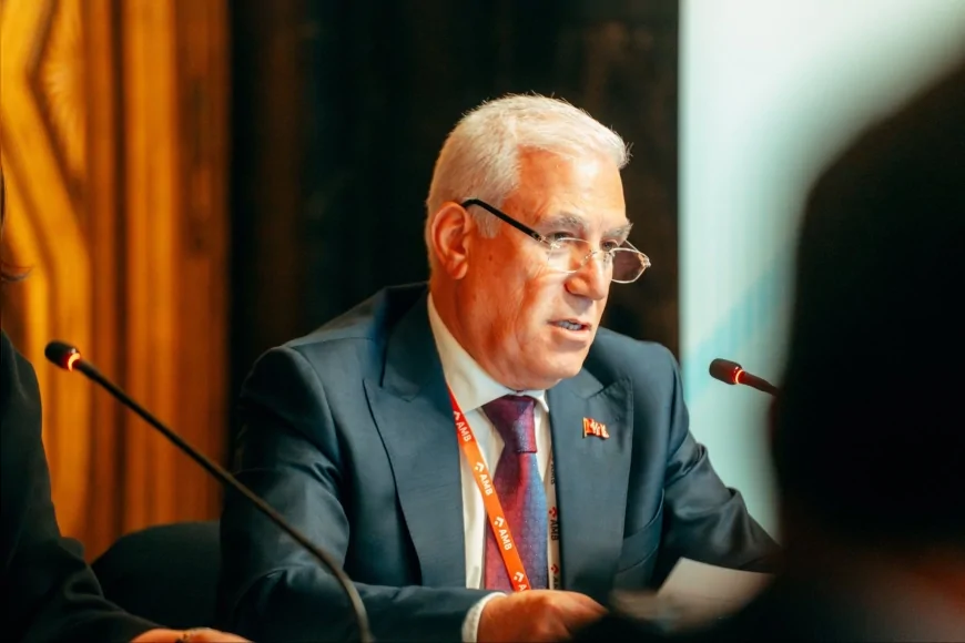 İçişleri Bakanlığı Bursa Büyükşehir Belediye Başkanı Mustafa Bozbey’i Görevden Uzaklaştırdı