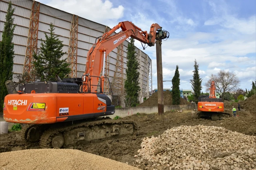 BURSA BÜYÜKŞEHİR BELEDİYESİ ÖZLÜCE’DE ALTYAPIYI YENİLİYOR AYVALI DERE’YE ATIKSU DEŞARJI SON BULUYOR